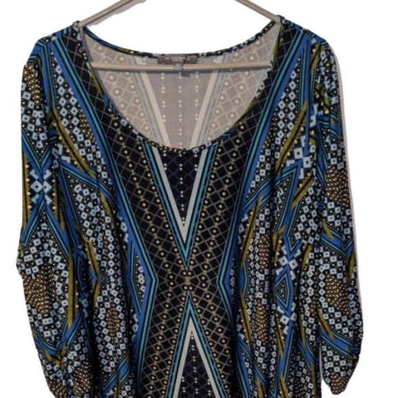 Plus Size 2X Abstract Patterned Dress - Picture 5 of 6